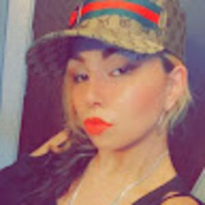 Meet your Posher, Jenn